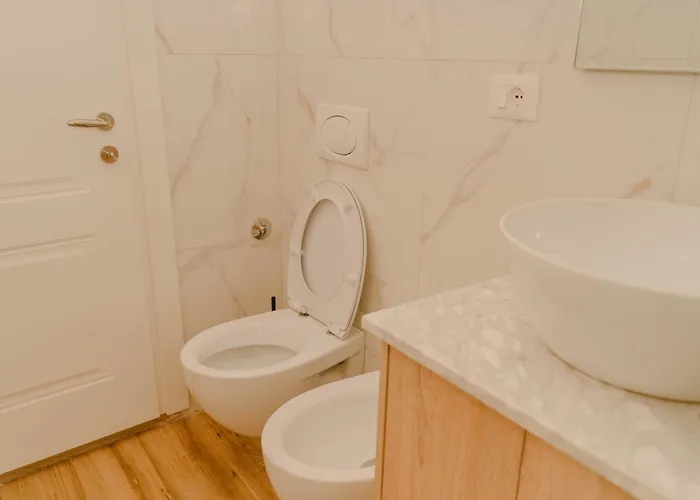 דירה Flat In Heart Of